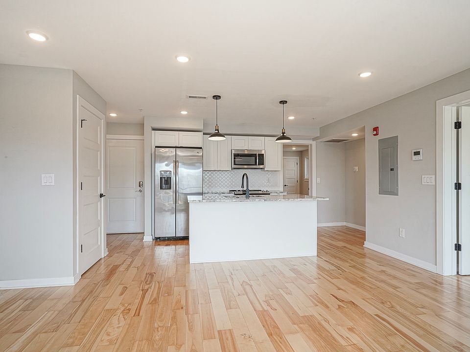 Living Room / Dining Room / Kitchen
