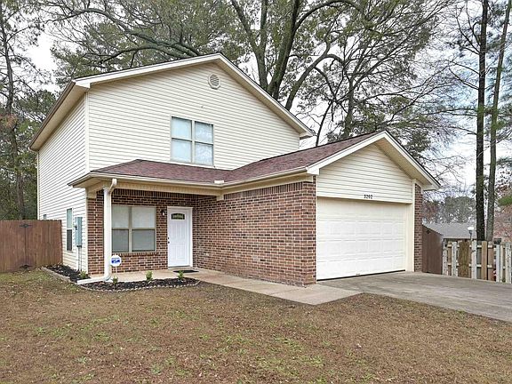 3rd image of 3202 Fawn Dr