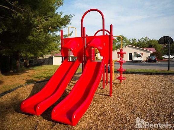 5th image of 7204 Larkspur Ln Lot 42
