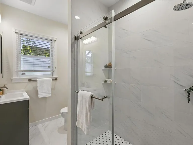 762 Hamilton Ave — Photo 10