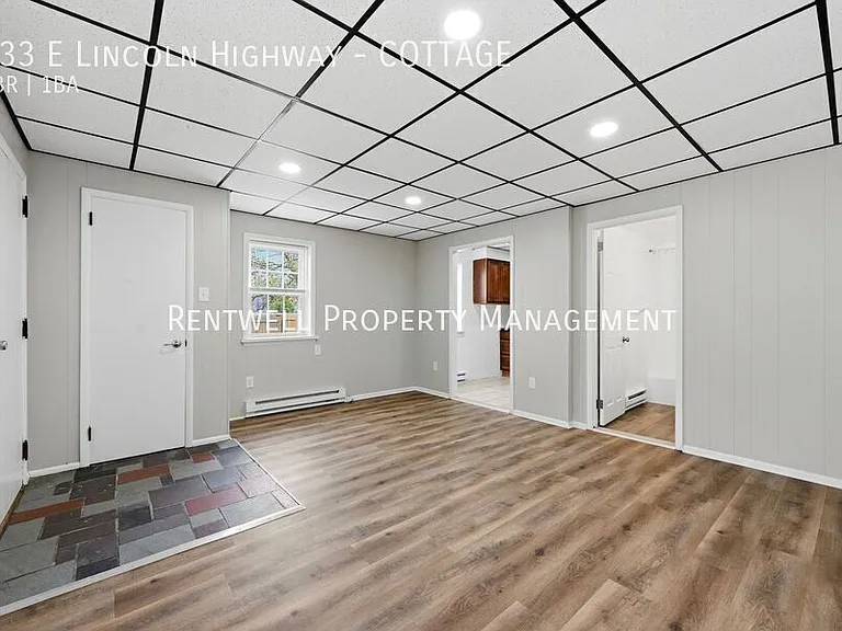 533 E Lincoln Hwy #COTTAGE — Photo 3