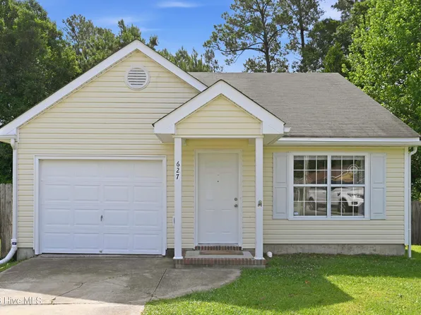627 S Hampton Drive, Jacksonville, NC 28546