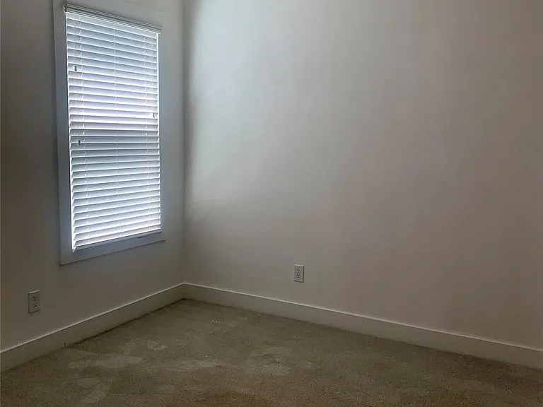 10209 Las Nubes Ave — Photo 26