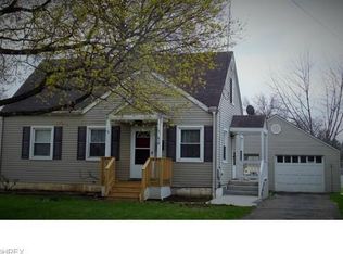 616 E Lake Ave, Barberton, OH