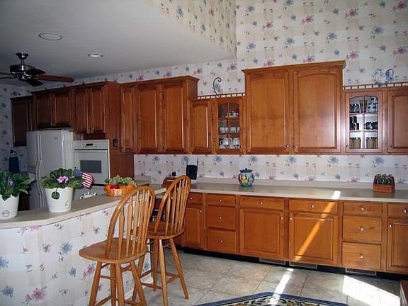 Additional cabinets in kitchen