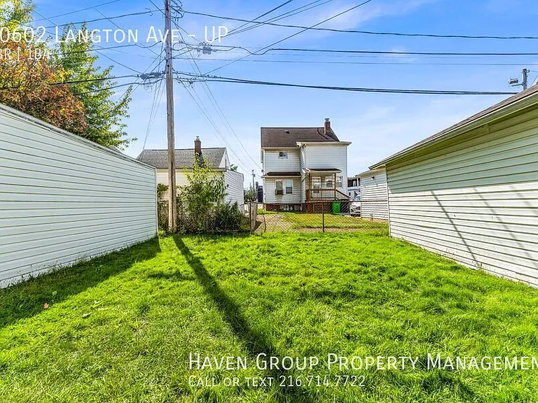 10602 Langton Ave #UP — Photo 23
