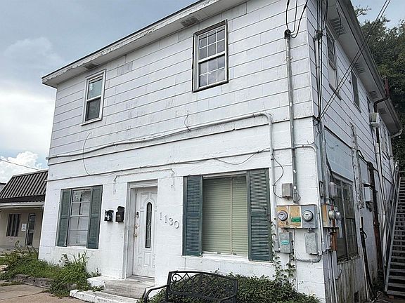 3rd image of 1130 Lafayette St