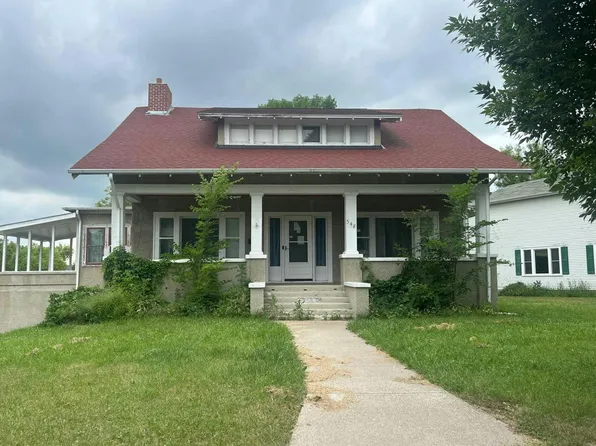 548 Summit Ave, Crookston, MN 56716