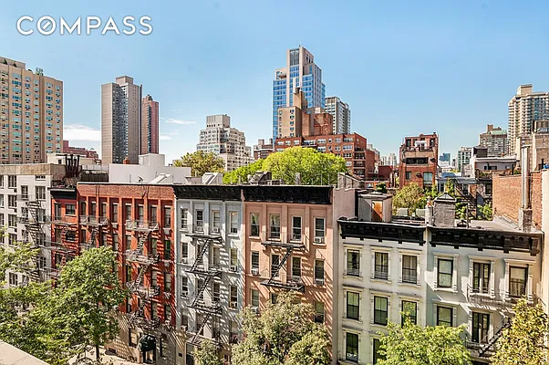 Sold by Compass | media 7