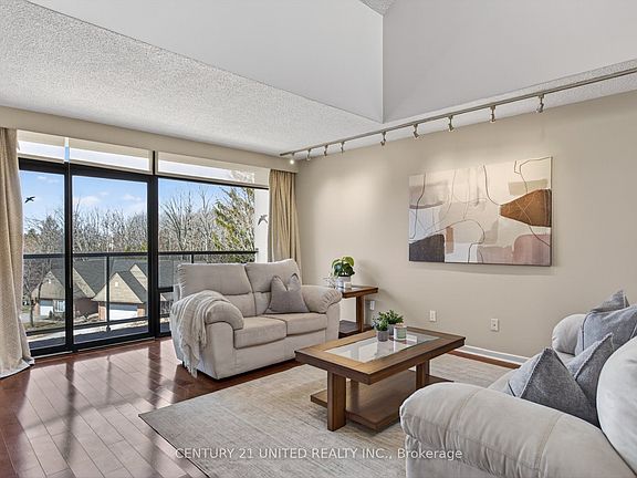 4th image of 1818 Cherryhill Rd #503