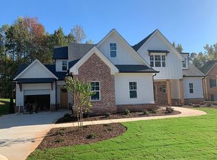 6055 Fairway Park Ln, Jefferson, GA 30549