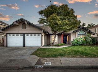 3711 W Tenaya Way, Fresno, CA