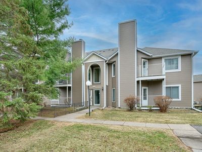 742 County Road F W APT D, Saint Paul, MN, 55126