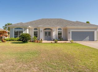 6 Ocelot Trail Rd, Laguna Vista, TX 78578