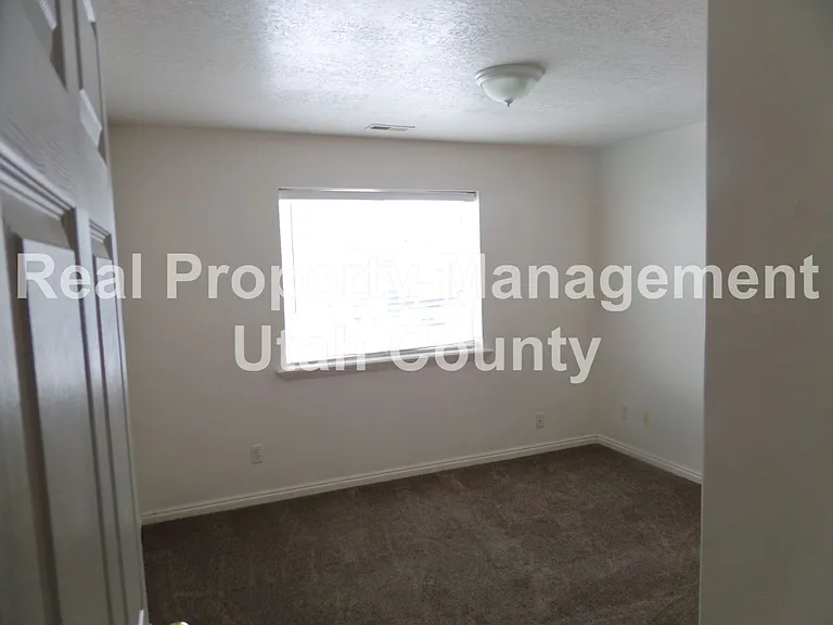 3397 E Ridge Route Rd #6 — Photo 7