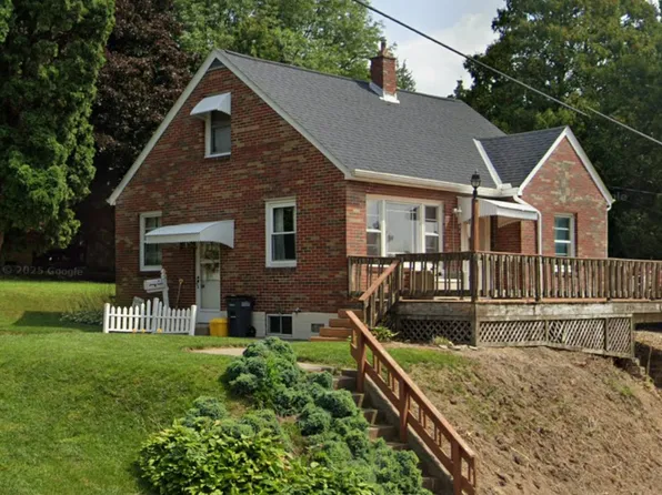 855 Strauss St, Dubuque, IA 52001