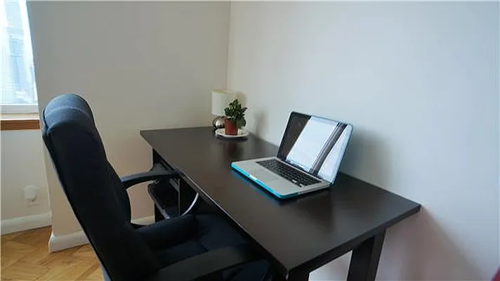 Rented by R New York | media 81