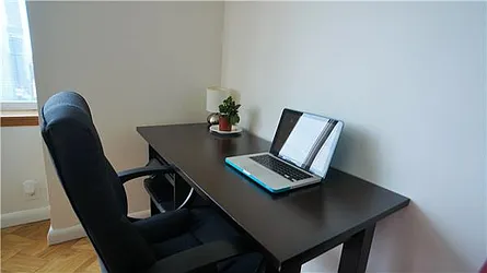 Rented by R New York