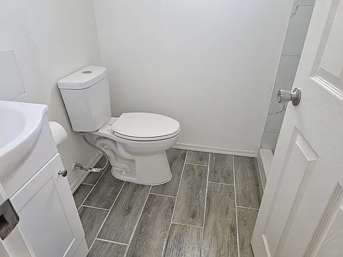 137 W Fulton St Photo 1