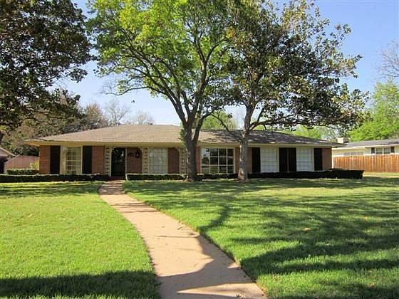 2nd image of 2300 Kirk Dr