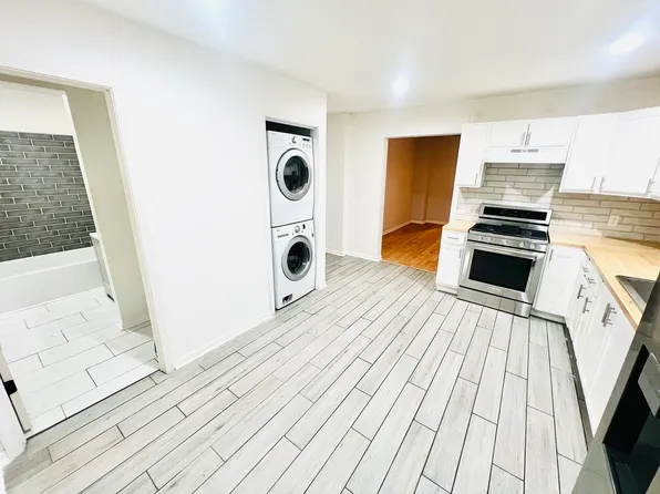 2611 N Holton St #2611A, Milwaukee, WI 53212