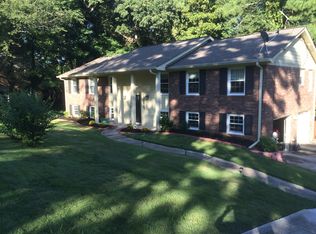 613 Wind Grove Rd, Marietta, GA 30067