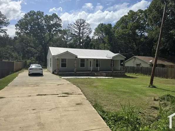 3969 Boozier Dr, Jackson, MS 39212