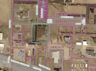 1502 E Ripley St, Litchfield, MN 55355