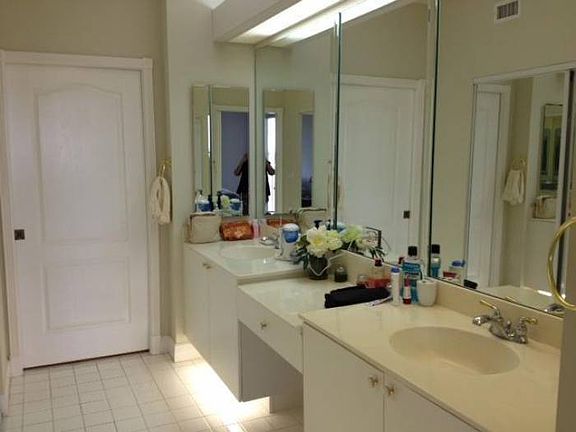 5th image of 10730 NW 66th St APT 509