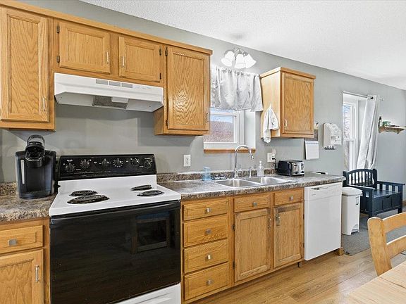 5th image of 306 S Hill Ave