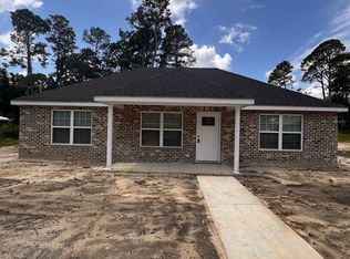 657 N Washington St, Lyons, GA 30436