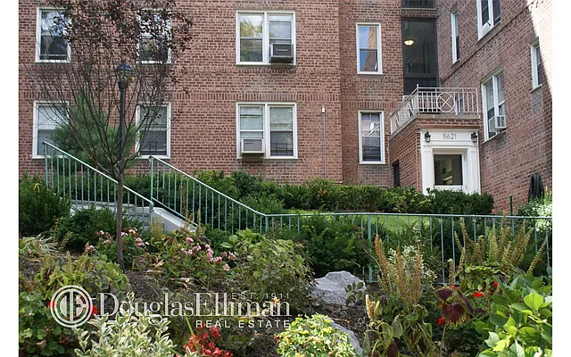 Sold by Douglas Elliman | media 12