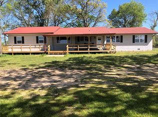 206 Light Ln, Russellville, AR 72802