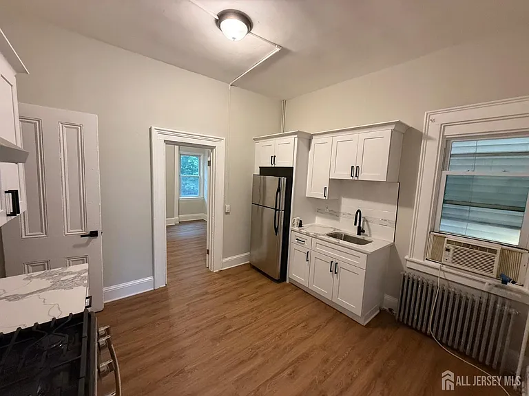 88 Harvey St #2 — Photo 7