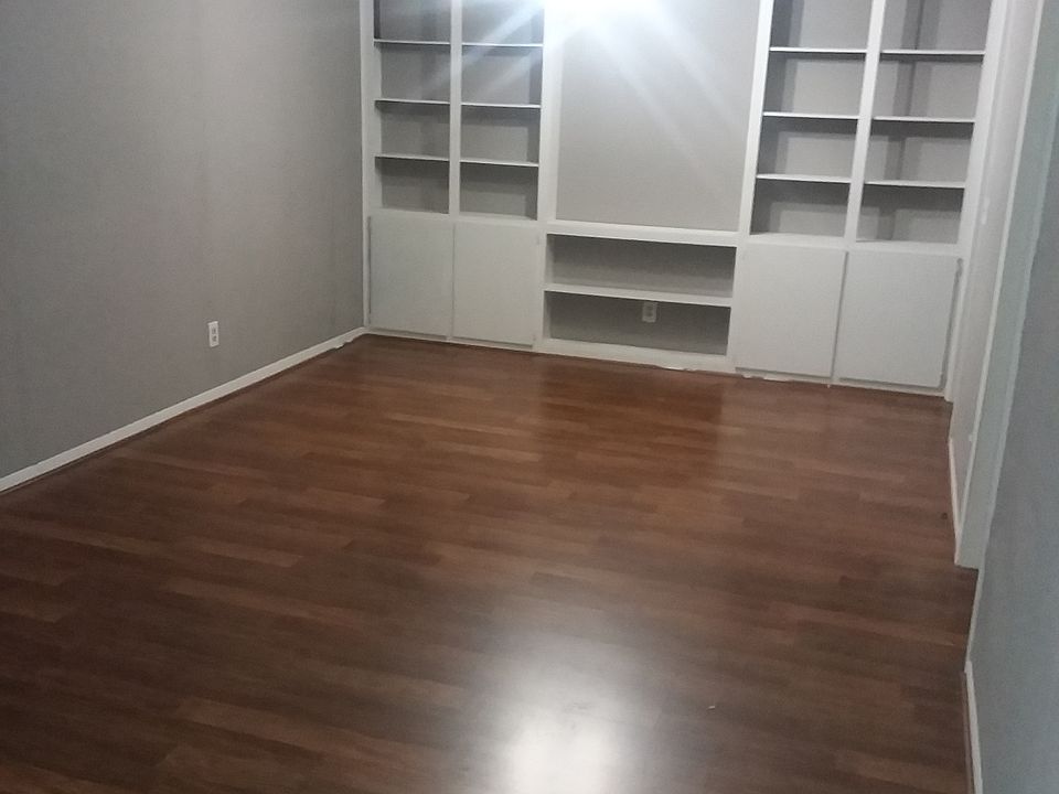 2nd image of 107 Red Deer Dr #107
