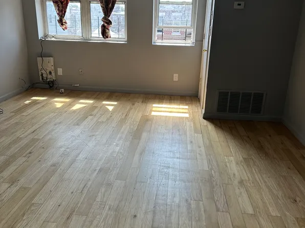 807 Barbey Street image 21 of 27