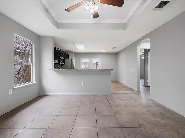 5813 Angel Dr — Photo 5