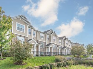 1218 Elm St, Park Ridge, IL 60068