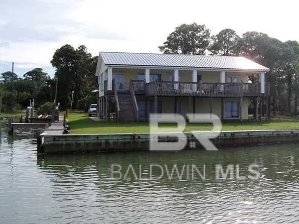 411 Carolyn Cir, Dauphin Island, AL 36528