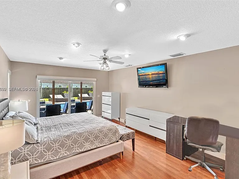 3877 Bimini Ave — Photo 38