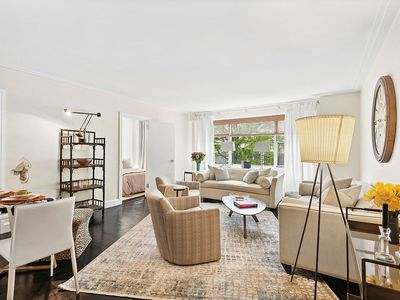 150 E 61st St APT 4A, New York, NY, 10065