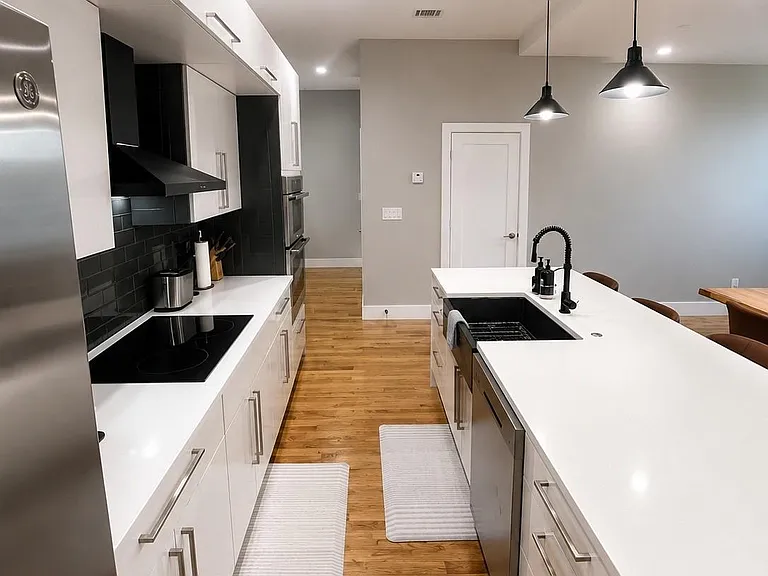4406 Munger Ave #3 — Photo 6