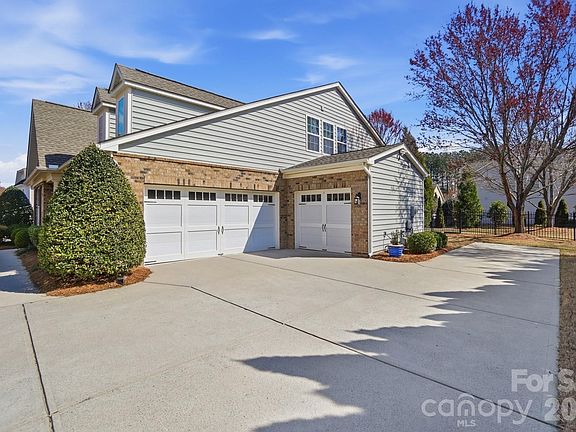 2nd image of 150 Black Mountain Dr