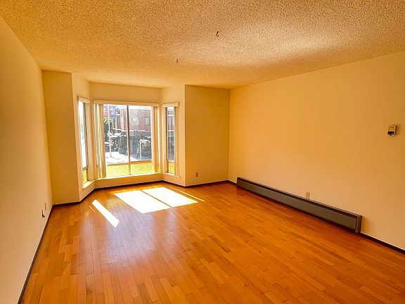 2nd image of 418 Arguello Blvd APT 1