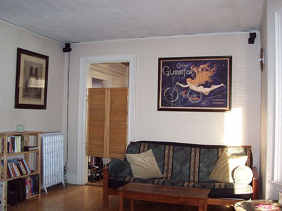 5th image of 19 Rogers St #1