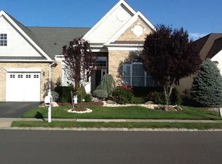 86 Riviera Dr #86, Monroe, NJ 08831