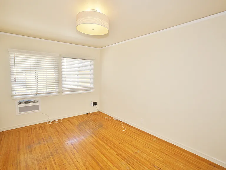 529 Haas Ave — Photo 15