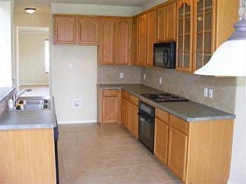 2nd image of 9837 Sinclair St