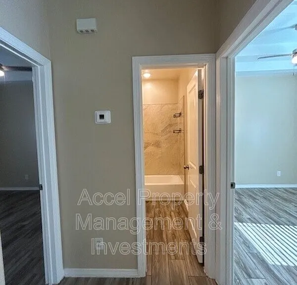 1008 W La Pointe Ave #3 — Photo 12