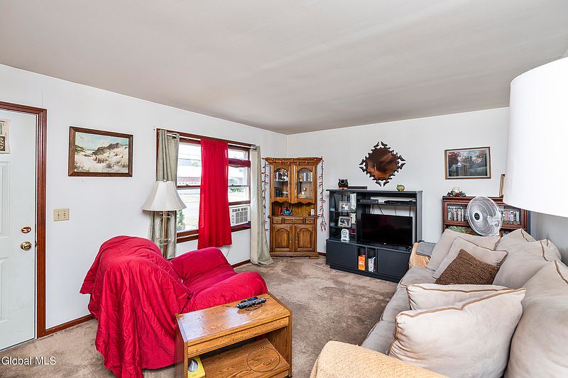 2nd image of 9 Campagna Drive